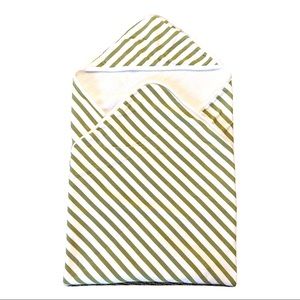 3 FOR $20 - June & January Hooded Towel